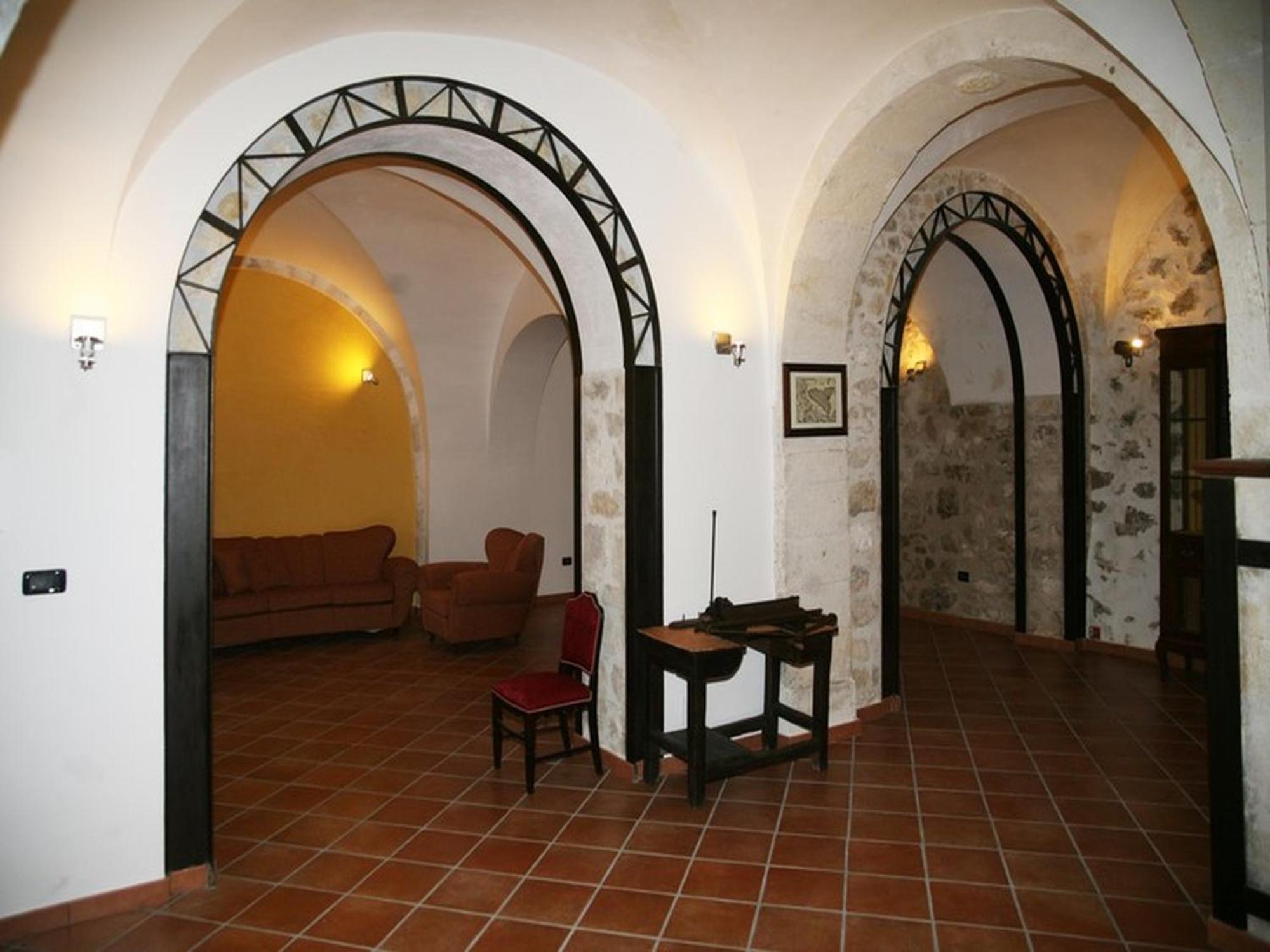 Bed And Breakfast Sotto Le Stelle Caltabellotta ภายนอก รูปภาพ