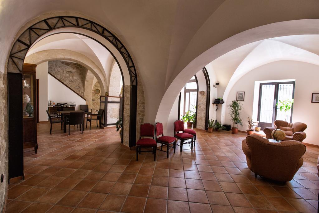 Bed And Breakfast Sotto Le Stelle Caltabellotta ภายนอก รูปภาพ